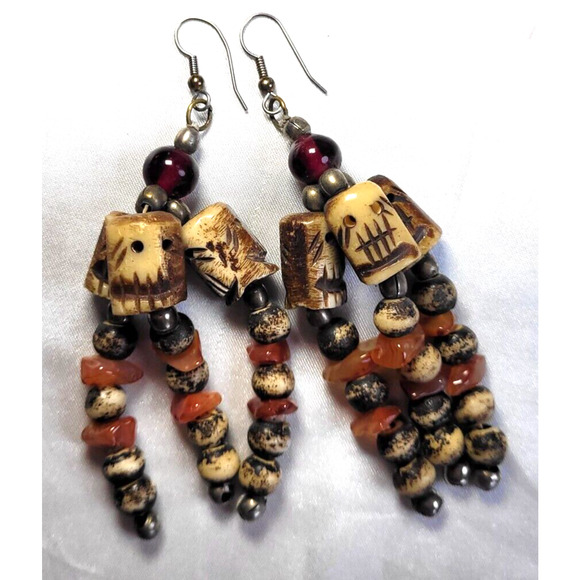 Ethnic Earrings Native Carved Skull Mala Tribal Agate Chips Dangle Boho Goth 4" - Picture 6 of 7